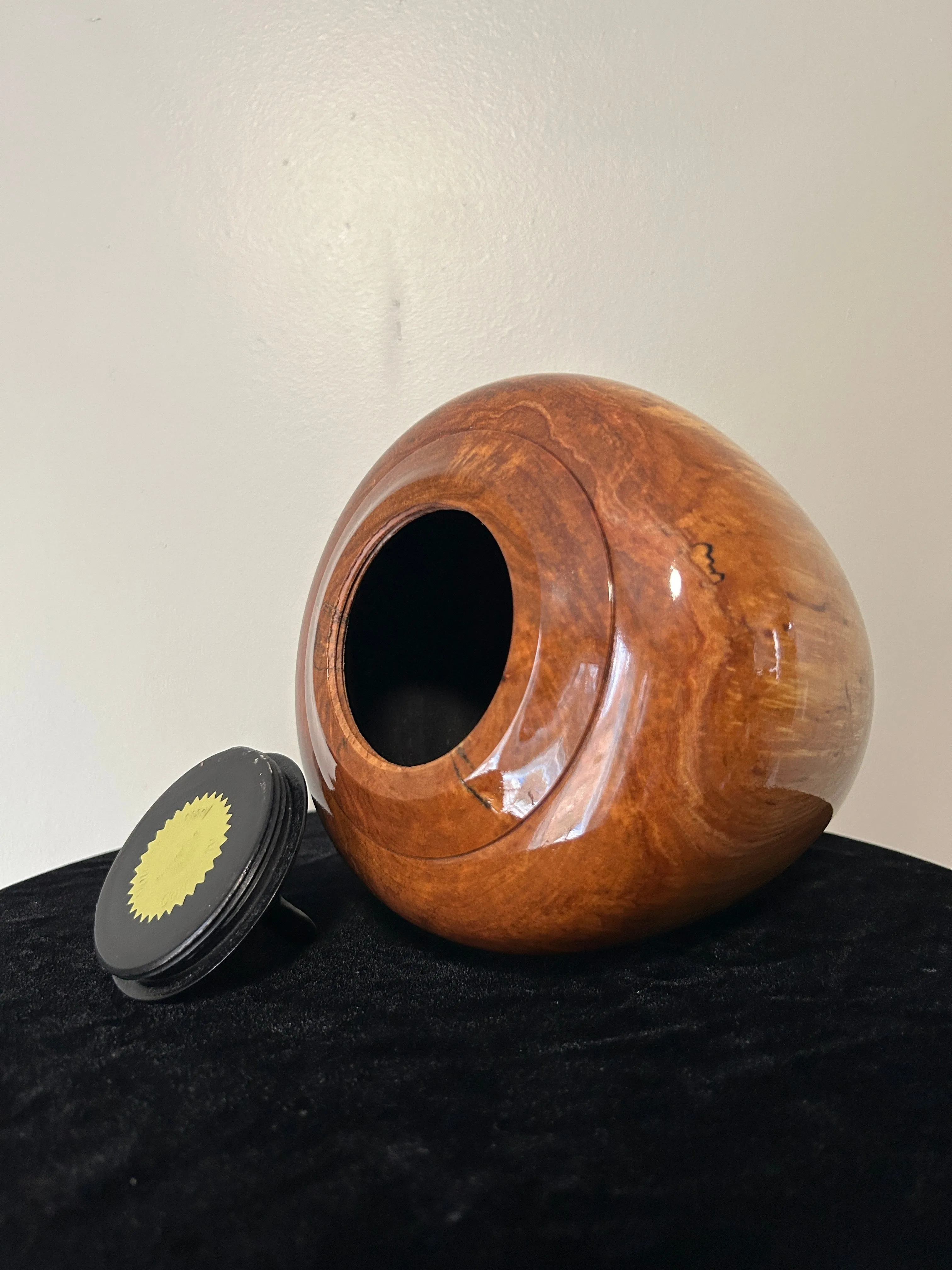 Hand-Turned Urn in Spalted Birch 'Divine' 1