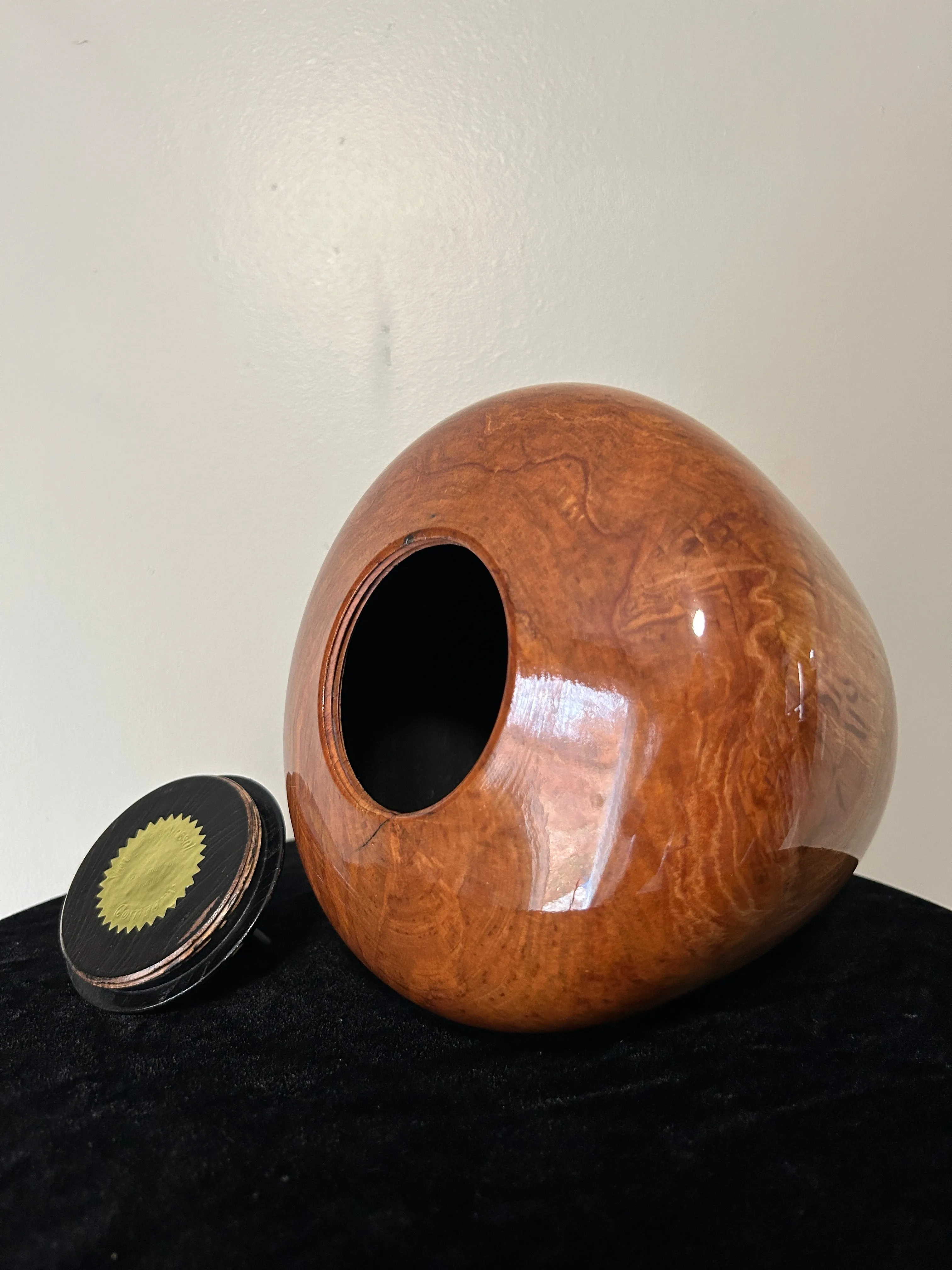 Hand-Turned Urn in Spalted Birch 'Divine' 2