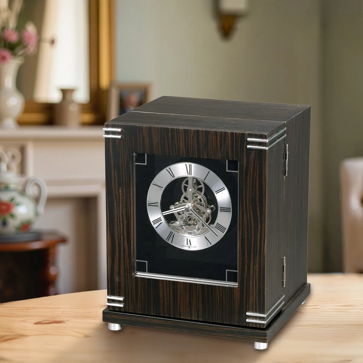 Honor III Satin Windsor Cherry finish Wood Urn