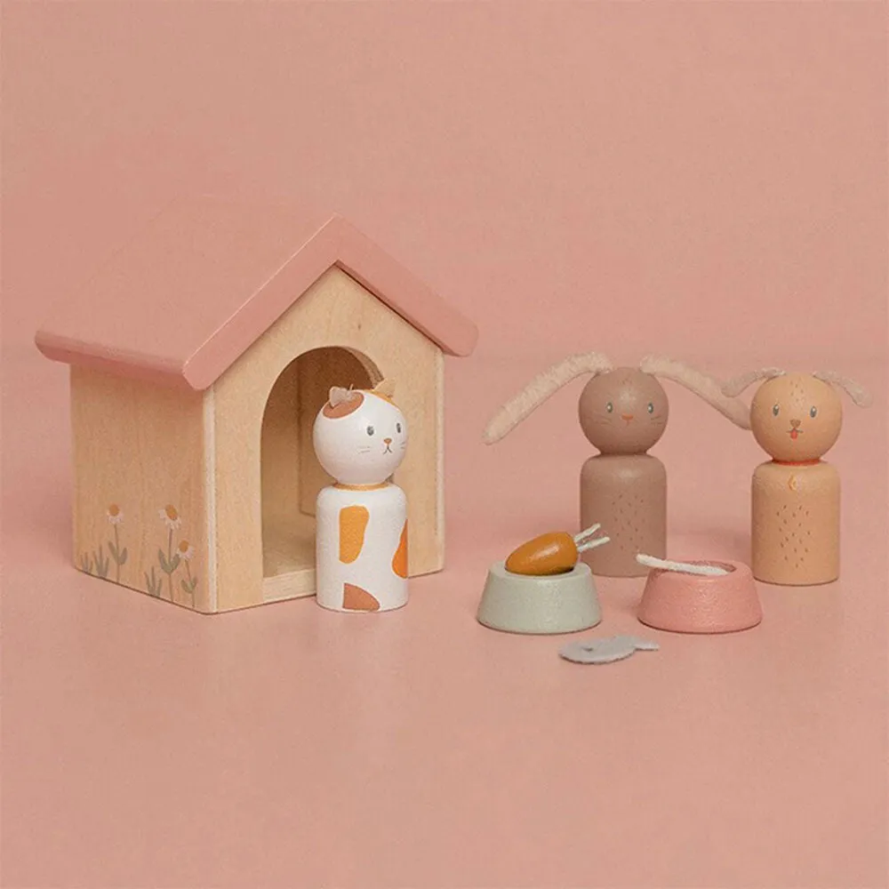 Little Dutch Dolls House Pet Expansion Set Essentials