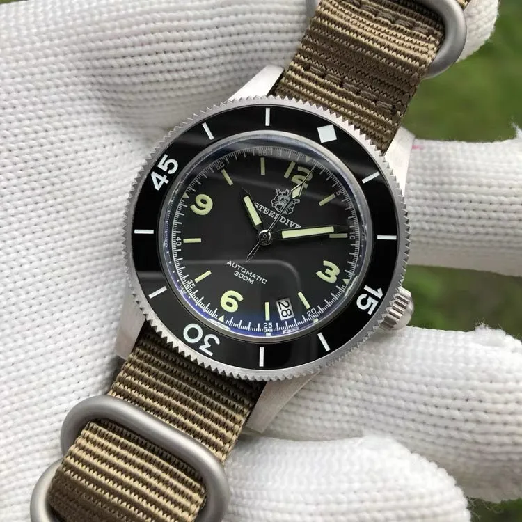 Steeldive SD1952 50-Fathoms Dive Watch