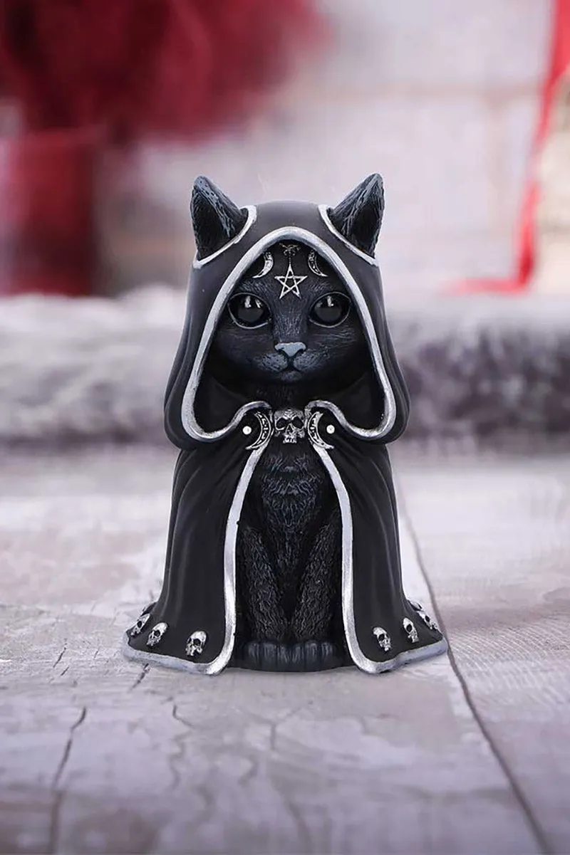 Zefur Statue
