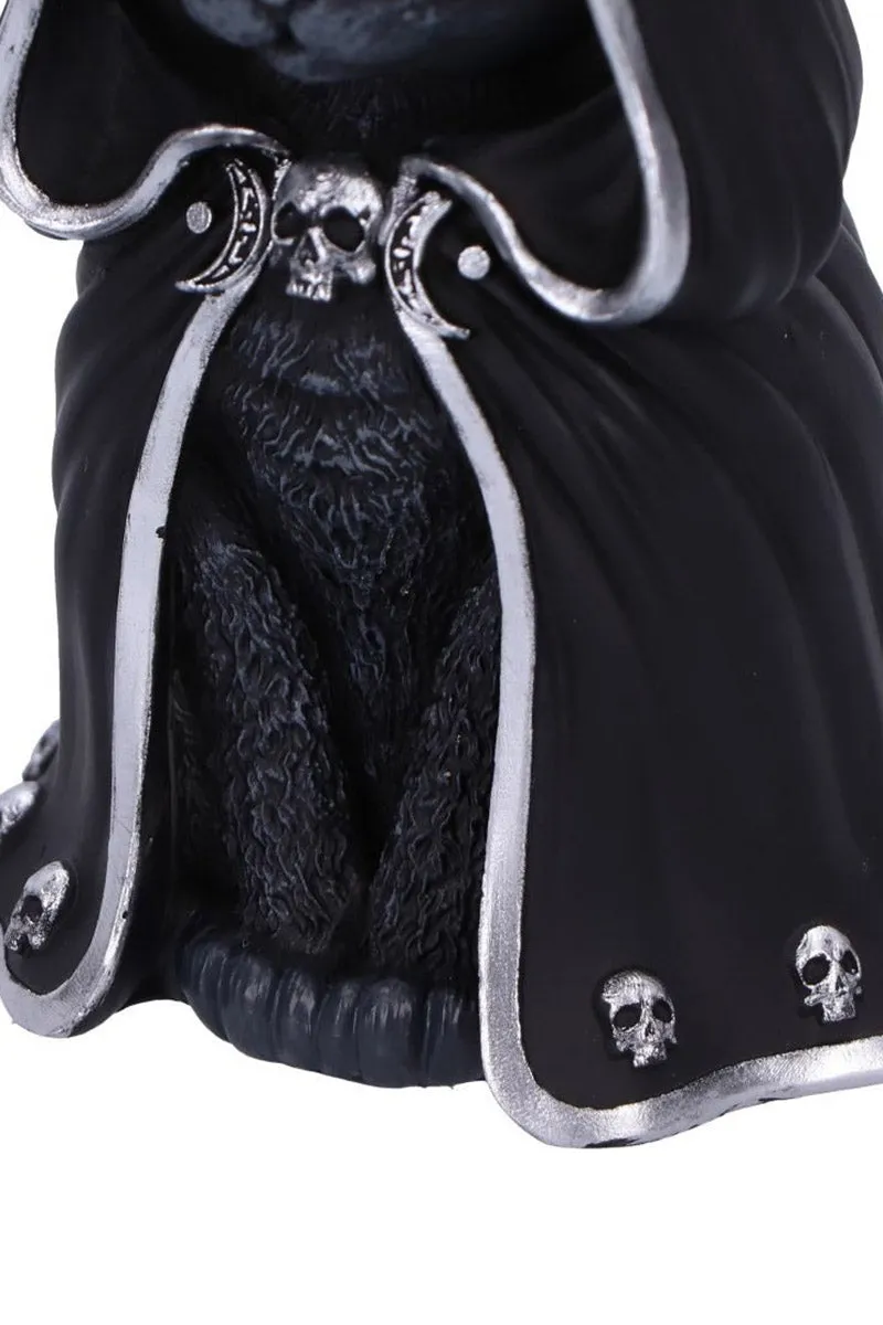 Zefur Statue
